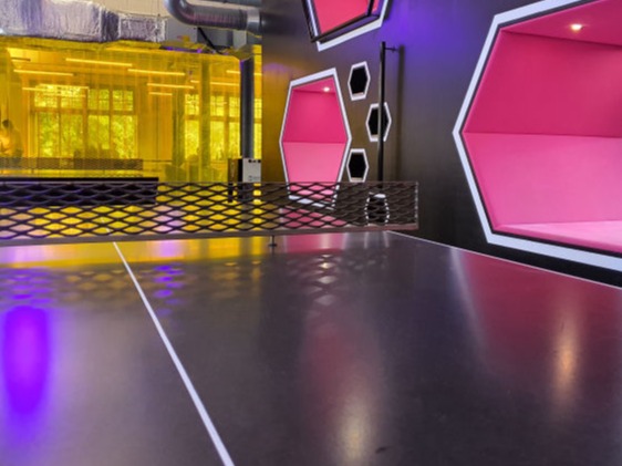 New Work in der Factory Berlin: "Work hard, play hard"